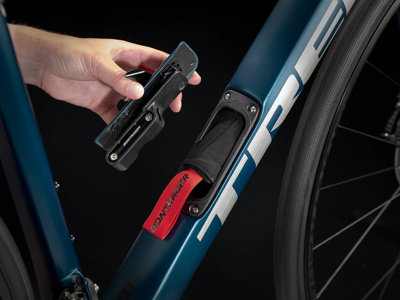 Trek Domane SL 6 Carbon Performance Road Bike in Blue-10